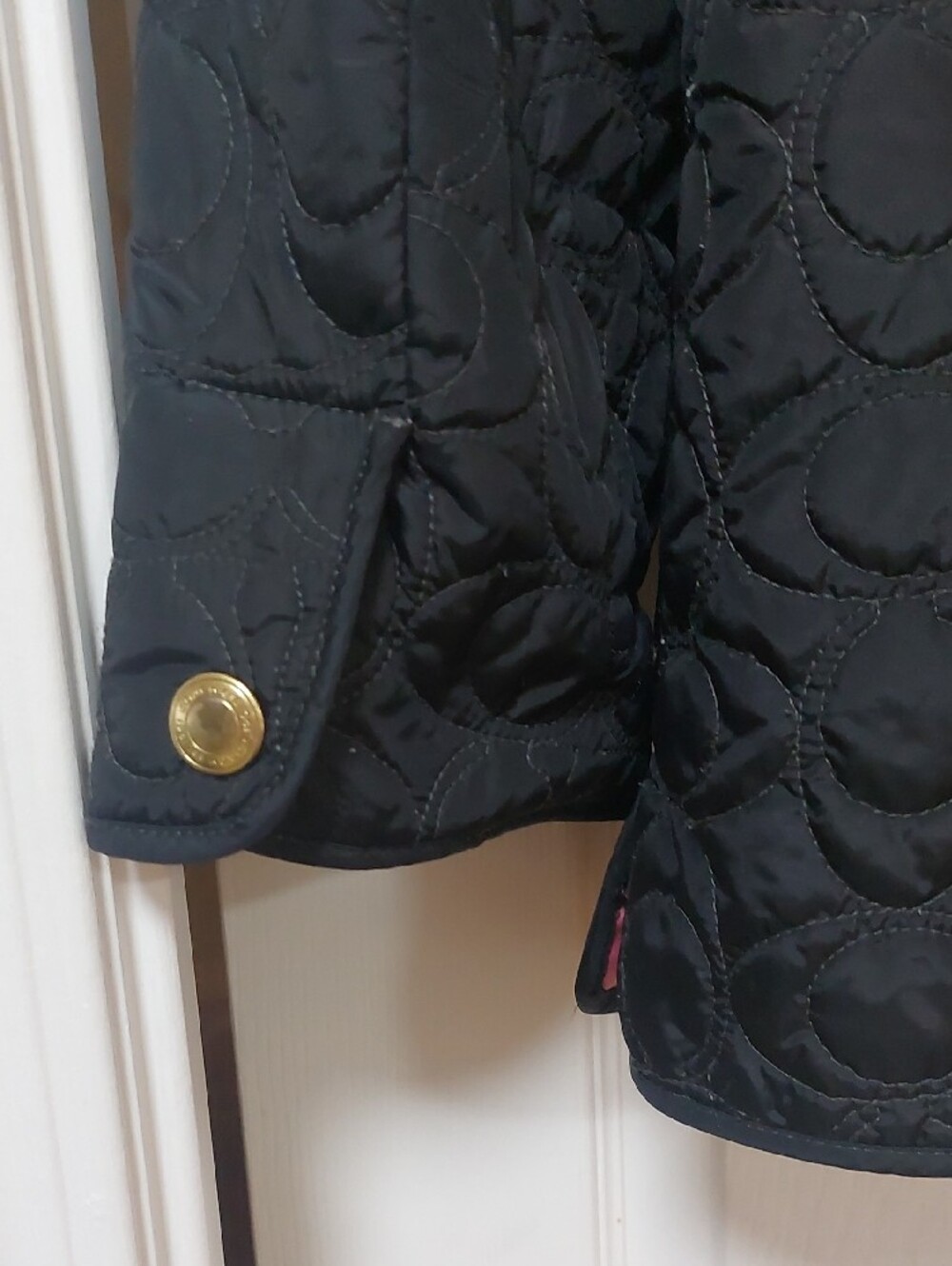 Coach Black Quilted Puffer Jacket with Pink Lining. Size L - Picture 11 of 13